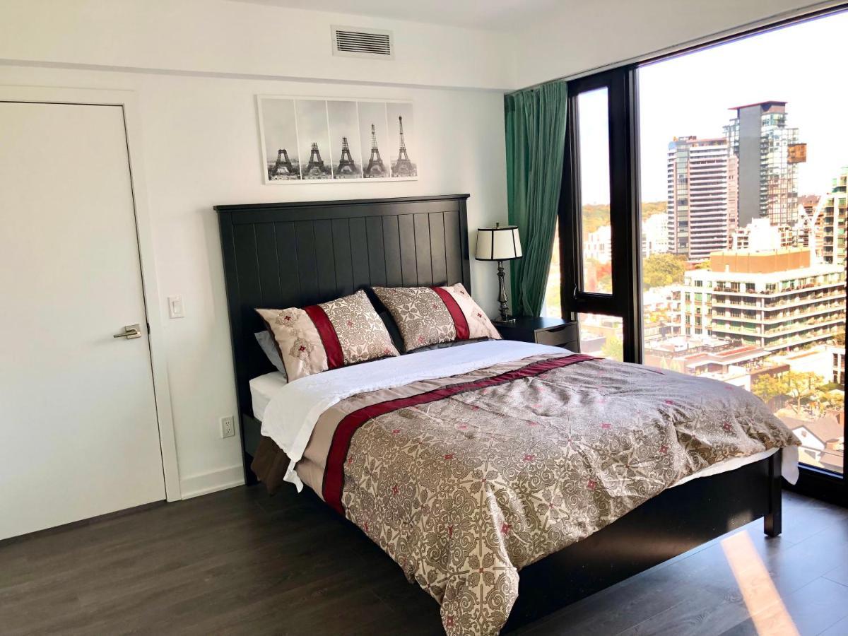 טורונטו 2 Bedroom Plus Den Condo מראה חיצוני תמונה
